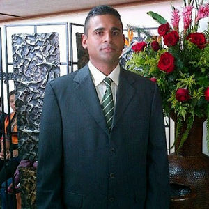 Meet your Posher, Luis alberto